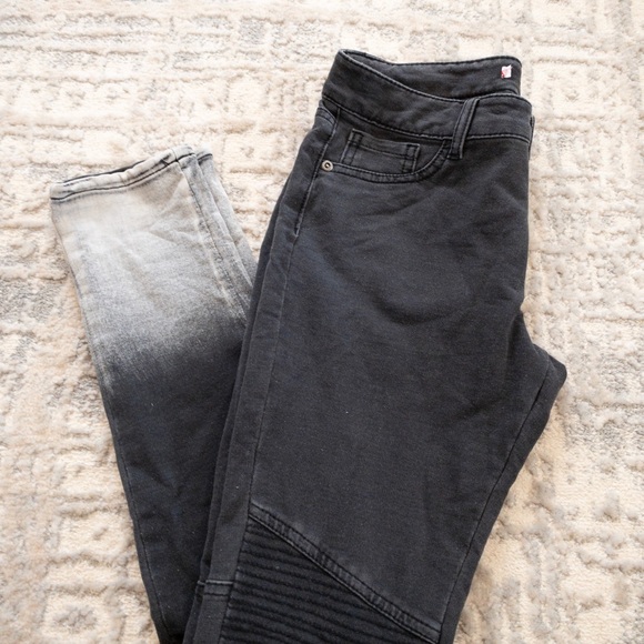 2 pairs Girls Jeggings size 14 - Picture 5 of 7